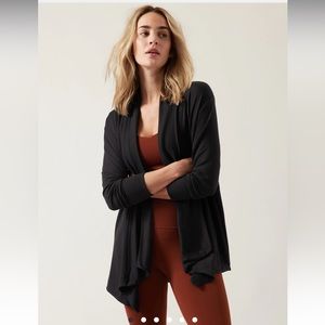 Athleta Pranayama Restore Wrap